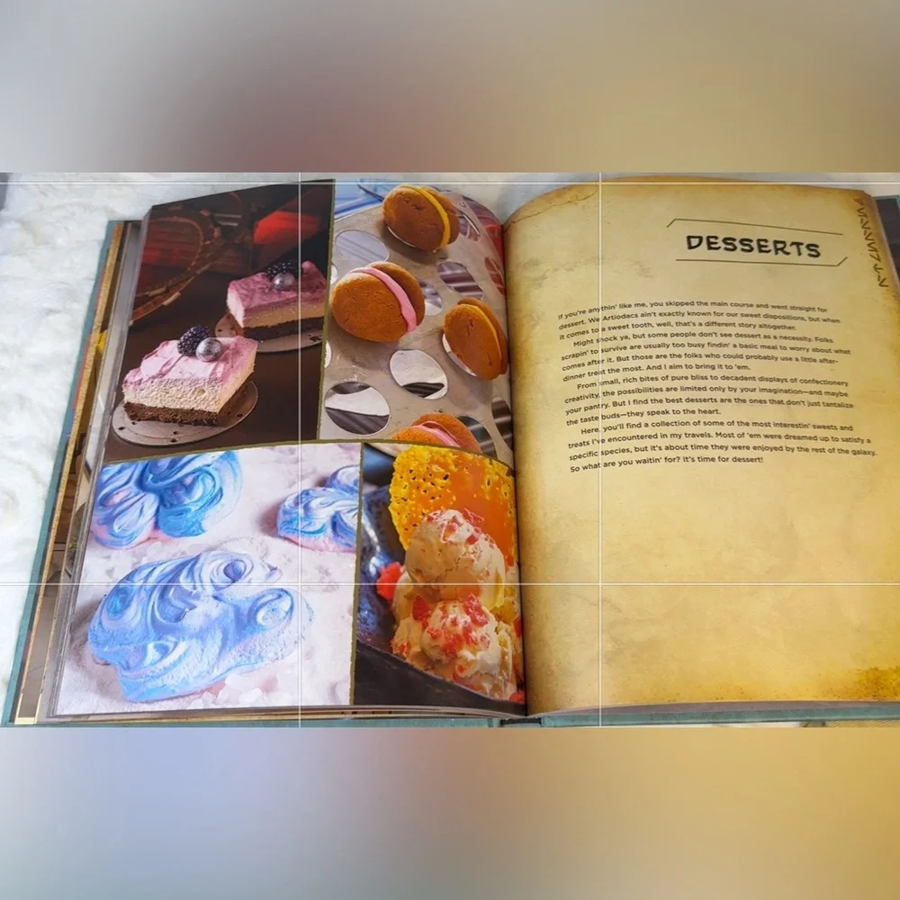 Star Wars Cookbook, Galaxy’s Edge, with apron! New in box